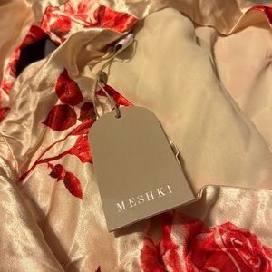 DAVINA
Satin Long Sleeve Mini Dress - Rose Print